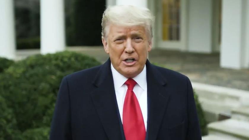 Iranpress: Twitter, Facebook block Trump 