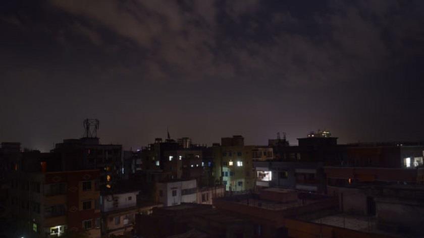 Iranpress: Nationwide power blackout plunges Pakistan into darkness