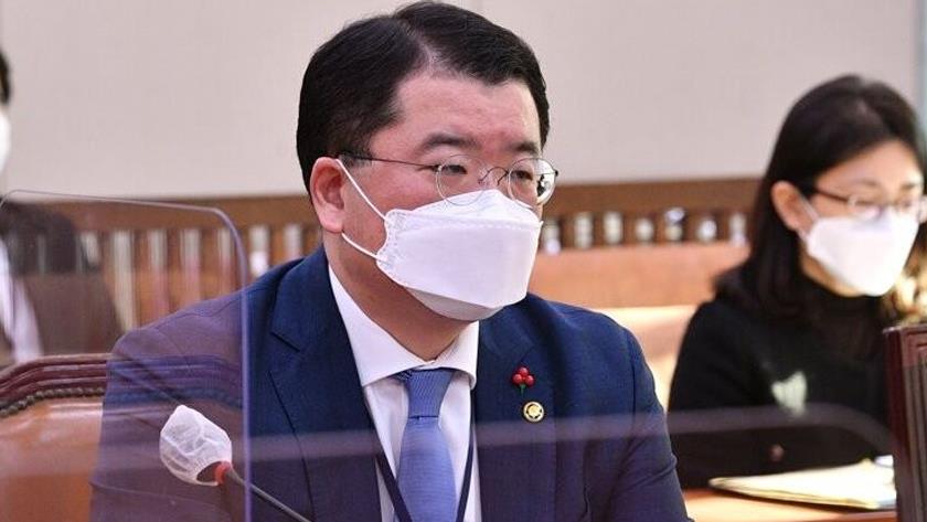 Iranpress: South Korea