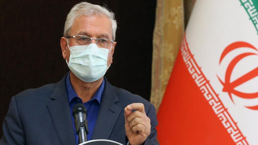 Iranpress: Iran warns about consequences of Trump law- breaking behaviour