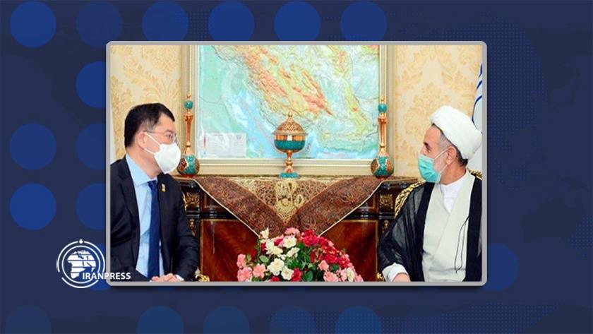 Iranpress: Iranian-Korean ties shoud not stooped due to White House