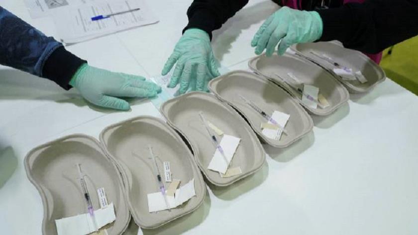 Iranpress: Pfizer-BioNTech reduced number of vaccine to EU countries