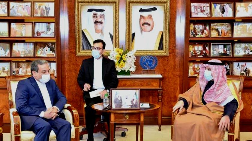 Iranpress: Iran discusses regional security only with countries in region: Diplomat