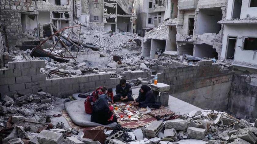 Iranpress: Chinese FM condemns economic sanctions imposed on Syria