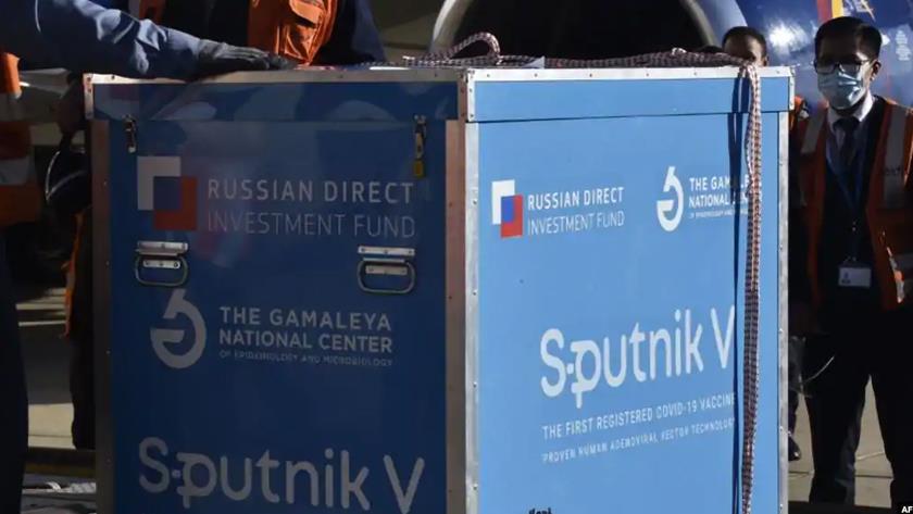 Iranpress: First shipment of the Sputnik V vaccine en route to Iran