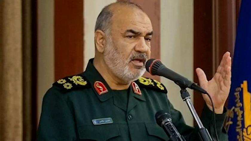 Iranpress: Iran has become self-sufficient in production of many goods: IRGC