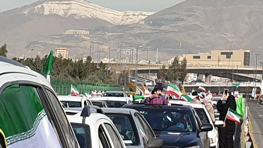 Iranpress: Islamic Iran, united creating a different epic