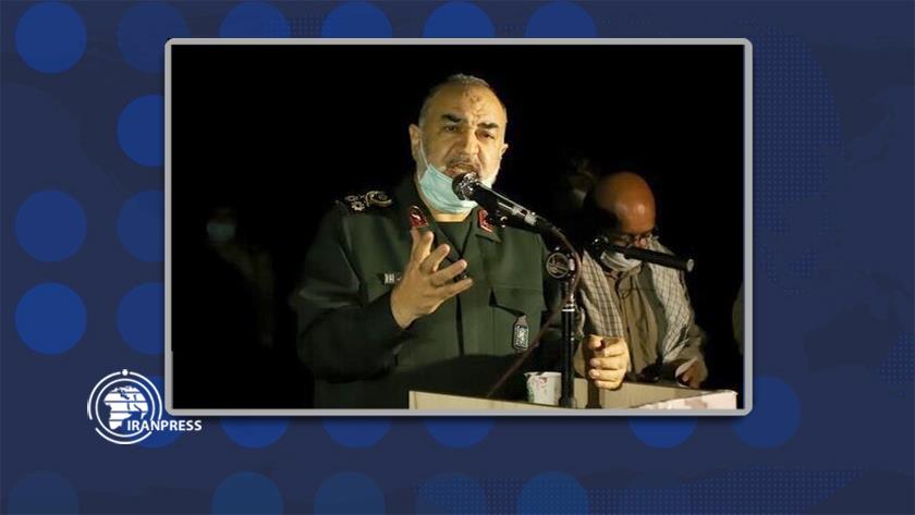 Iranpress: IRGC Ground Forces, moving forward 