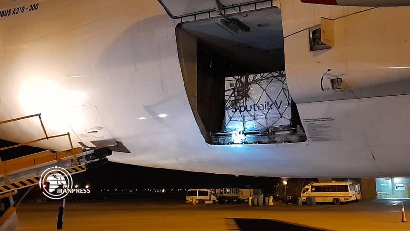 Iranpress: 2nd shipment of Sputnik V vaccine arrives in Tehran