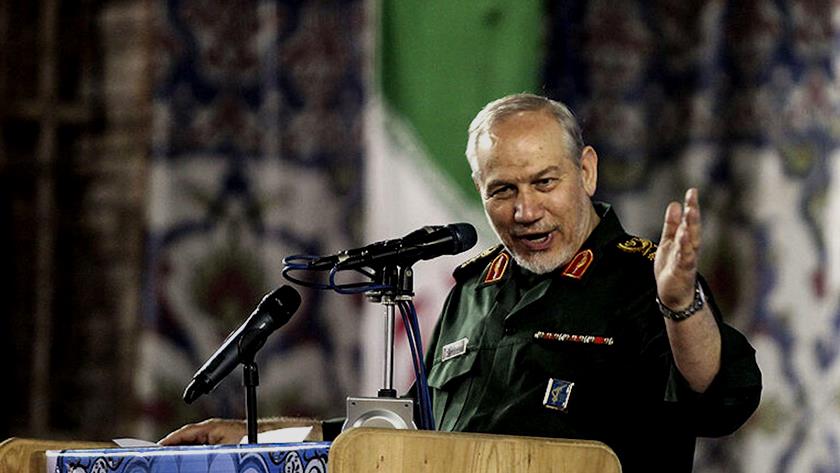 Iranpress: Leader