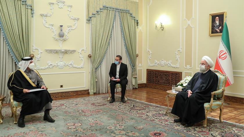 Iranpress: Rouhani in meeting with Qatari FM calls for deepening ties