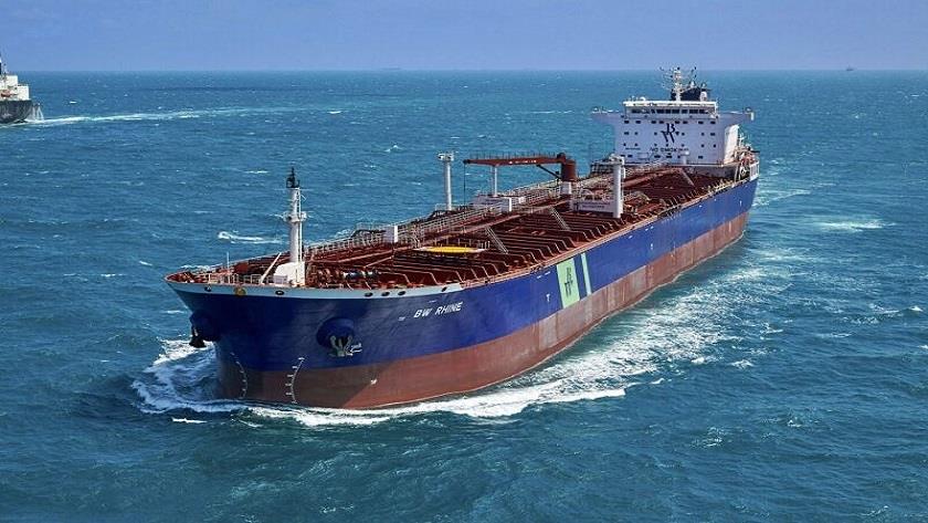 Iranpress: Saudi coalition seizes ship carrying fuel to Yemen