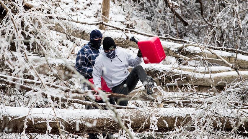 Iranpress: Texas water crisis persists during deep freeze