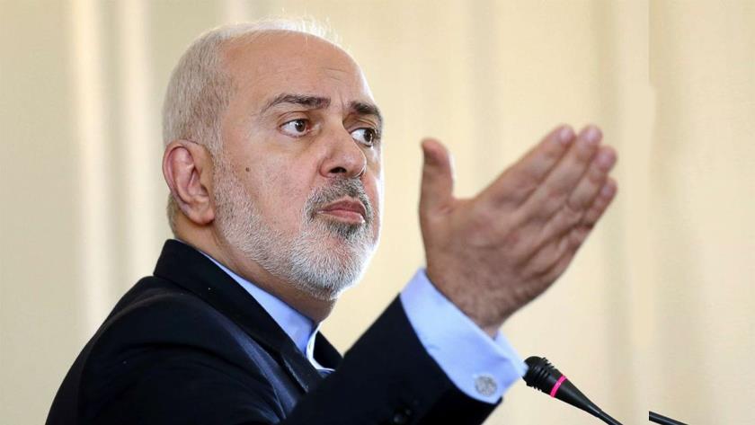 Iranpress: Zarif: US must lift sanctions unconditionally, effectively