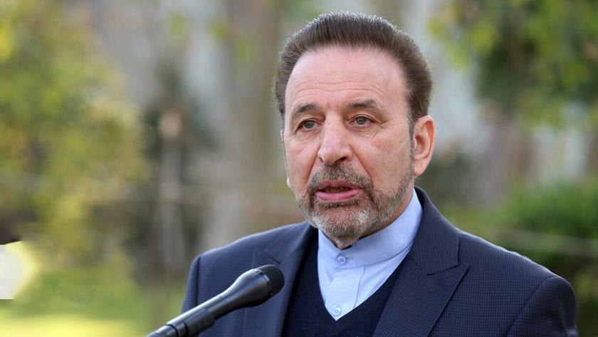 Iranpress:  Iran to establish Russian Corona vaccine production line : Official