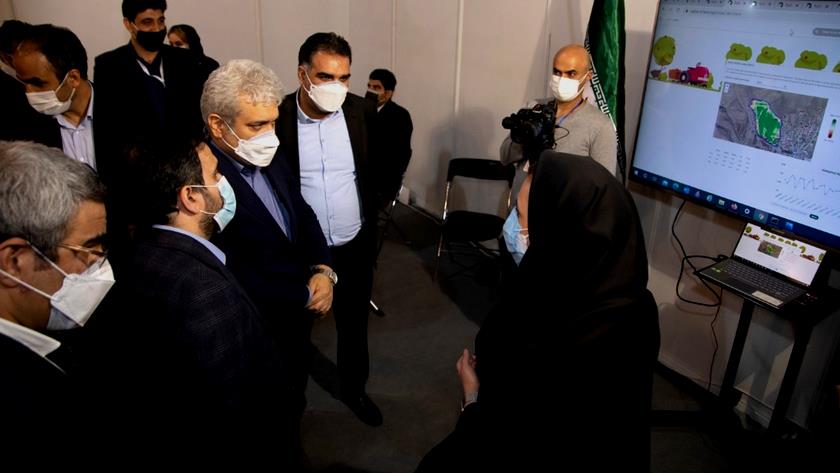 Iranpress: Smart agricultural system put into operation in Iran