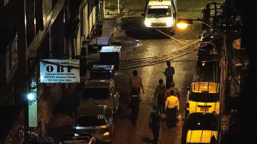 Iranpress: Myanmar forces make night raids after breaking up protests