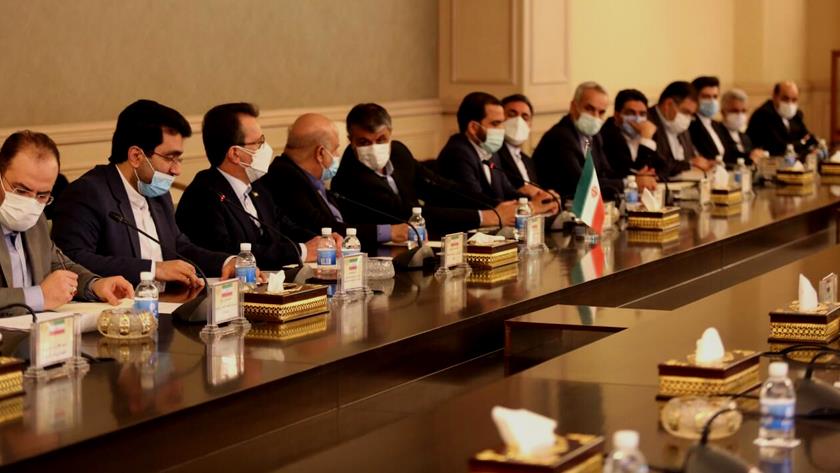 Iranpress: Iran, Iraq seeking to connect Shalamcheh railway to Basra