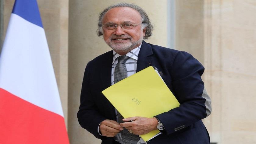 Iranpress: French politician Olivier Dassault dies in helicopter crash