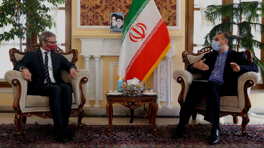 Iranpress: E3 negotiation policy is to lose opportunity: Official
