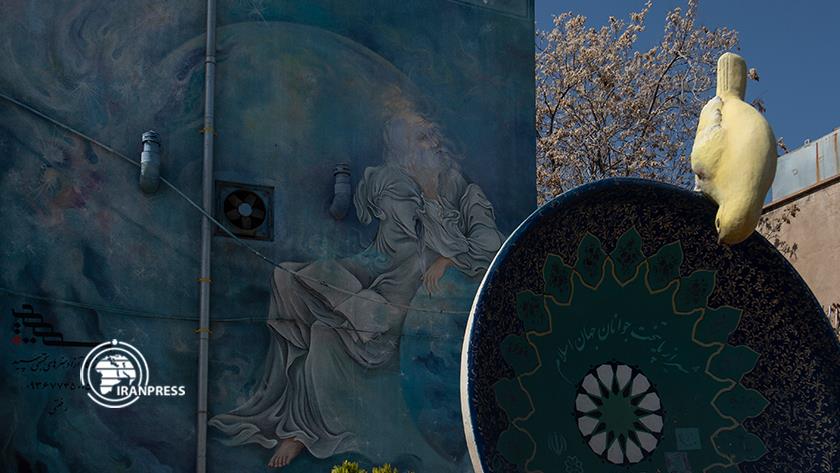 Iranpress: Shiraz, Images of Pious Help Exercise