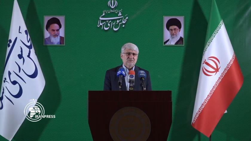 Iranpress: Iran’s Parliament to prioritize Guardian Council