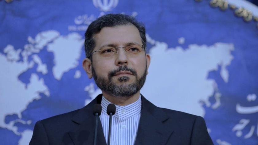 Iranpress: Zarif