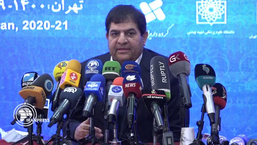 Iranpress: Iran commences Iranian-made COVID-19 vaccine