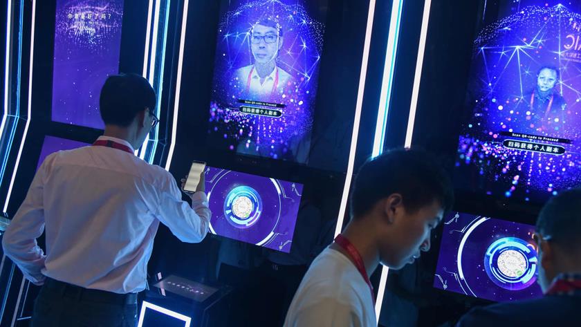 Iranpress: Artificial Intelligence to pay each US adult $13,500 a year