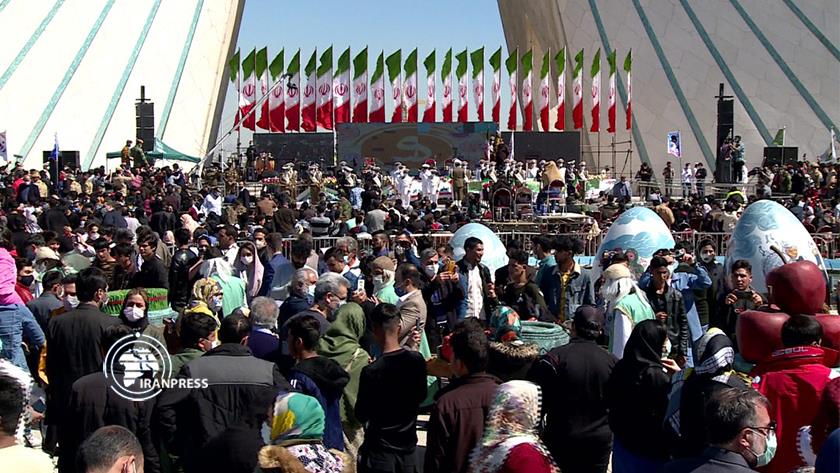 Iranpress: Iranian New Year celebrated at Azadi Tower site 