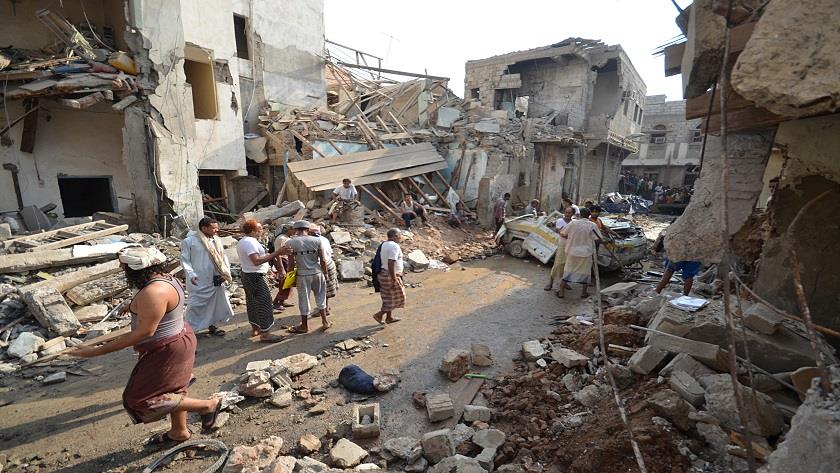 Iranpress: Saudi fighter jets strike Yemen