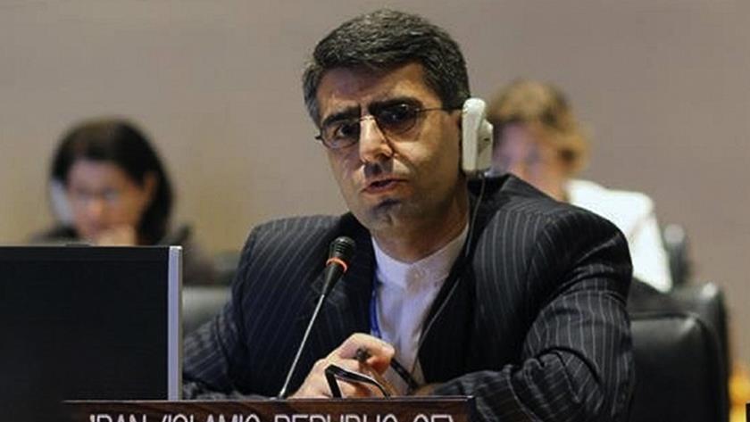 Iranpress: Iran warns over West