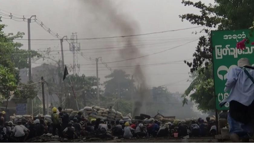 Iranpress: Thousands take to streets in Myanmar as five more protesters killed