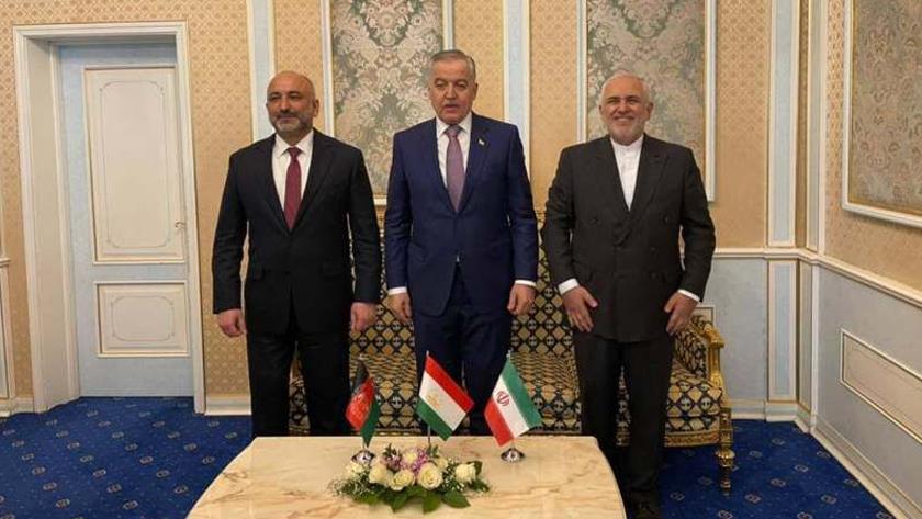 Iranpress: Zarif: Iran ready for cultural cooperation in form of action plan