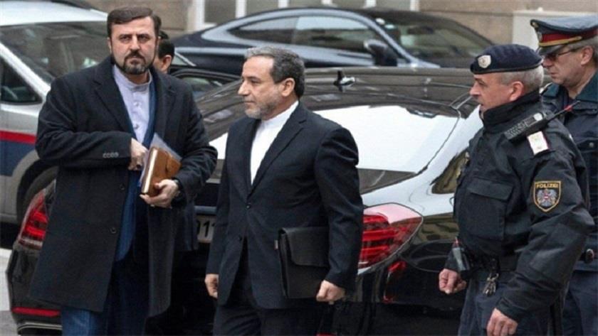Iranpress: Iranian FM deputy arrives in Vienna