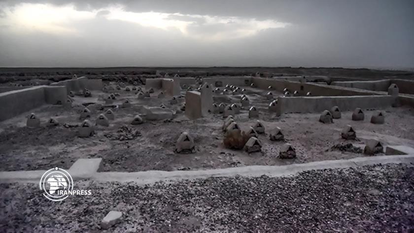Iranpress: Shahr-i Sokhta, historic treasure in Iran