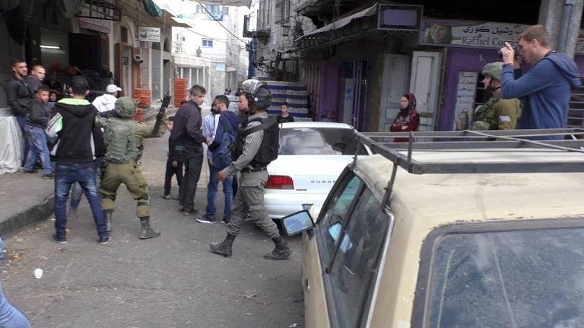 Iranpress: Israeli forces injure many Palestinians in West Bank