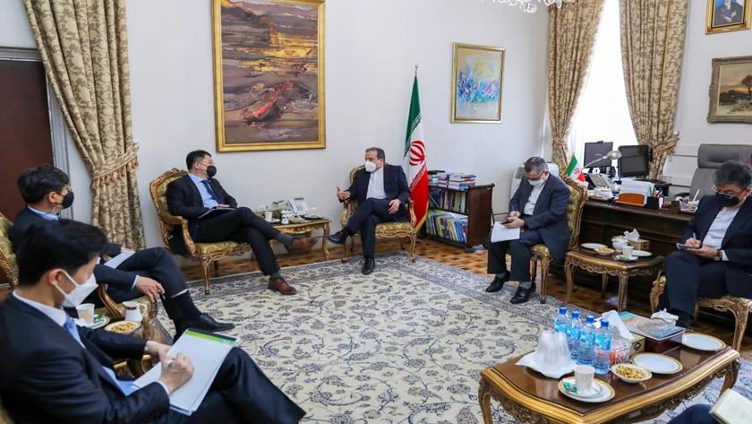 Iranpress: Iran urges S Korea to take practical action in releasing its assets