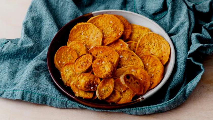 Iranpress: Some healthiest salty snacks to name 