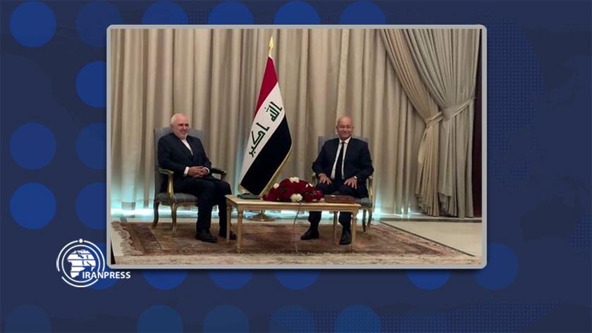 Iranpress: Iran, Iraq stress expansion of relations 