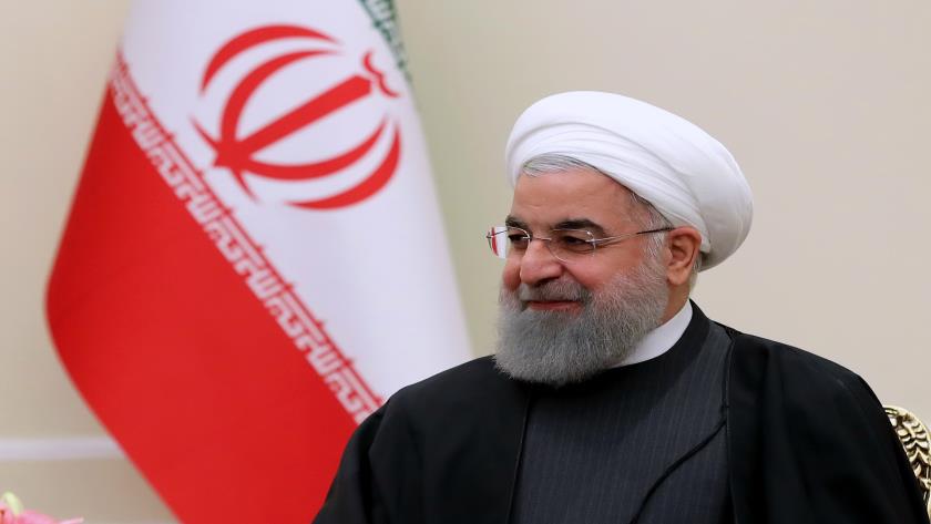 Iranpress: President Rouhani felicitates S. Africa on national day