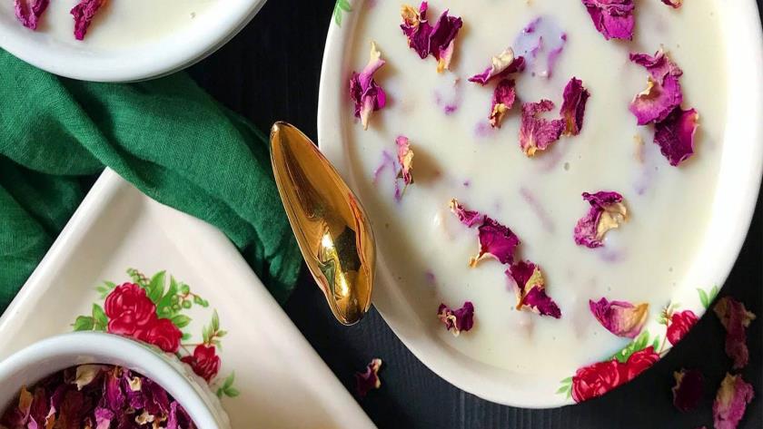 Iranpress: Iranian Food: Fereni (Persian rice custard) 