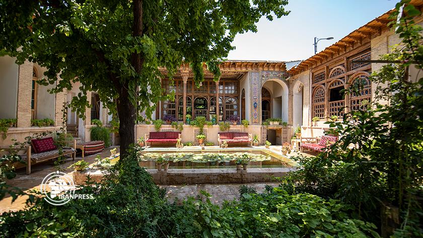 Iranpress: Indulge beauty peak, orange blossom fragrance in May in Shiraz 