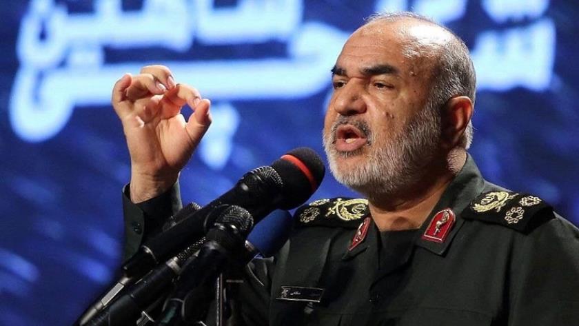 Iranpress: Iran to send enemy to cemetery of history: Maj. Gen. Salami