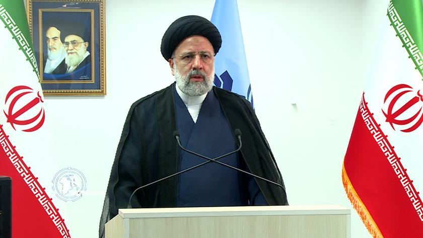 Iranpress: 2nd step of Islamic Revolution happens in election turnout: Ebrahim Raisi