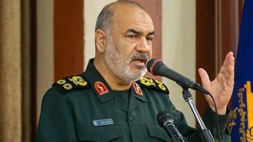 Iranpress: Maj. Gen. Salami: Biden