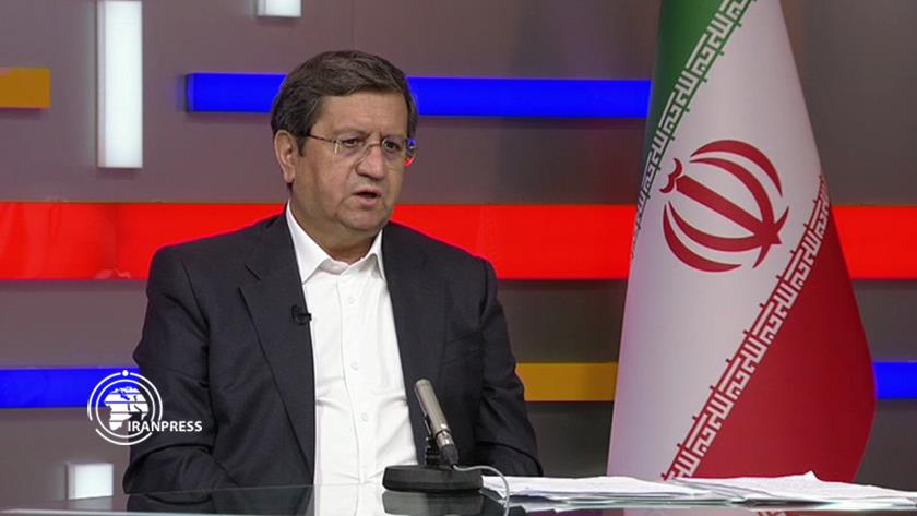 Iranpress: Economic structure needs changes 