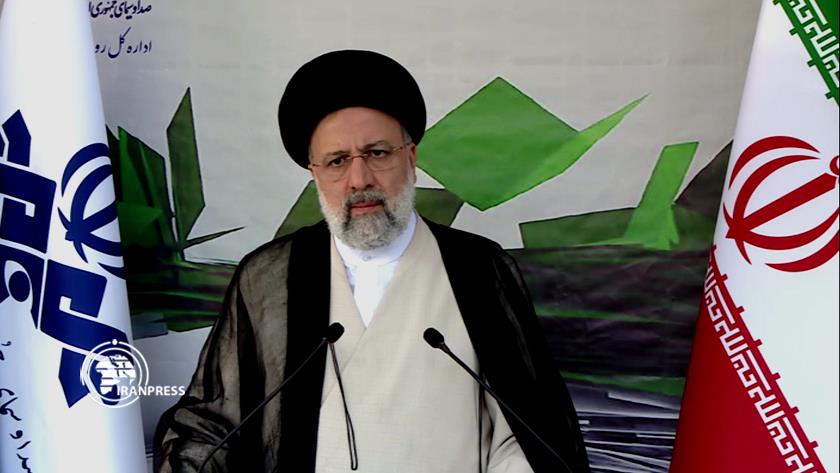 Iranpress:  Everyone should respect people