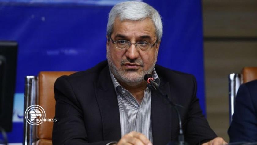 Iranpress: Iranian in Canada to vote in US