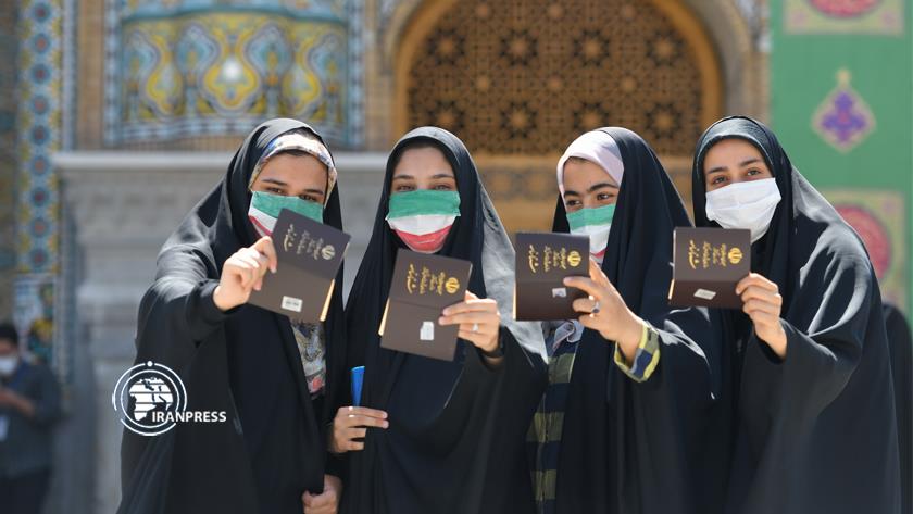 Iranpress: Elections; People of Qom presence in national celebration